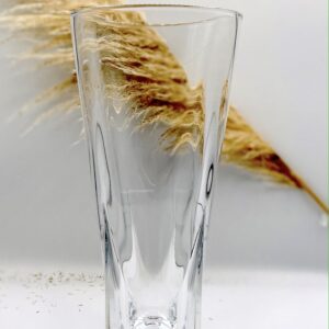 vase contemporain haut en verre transparent