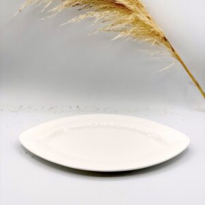 assiette ovale blanche Aix-en-provence